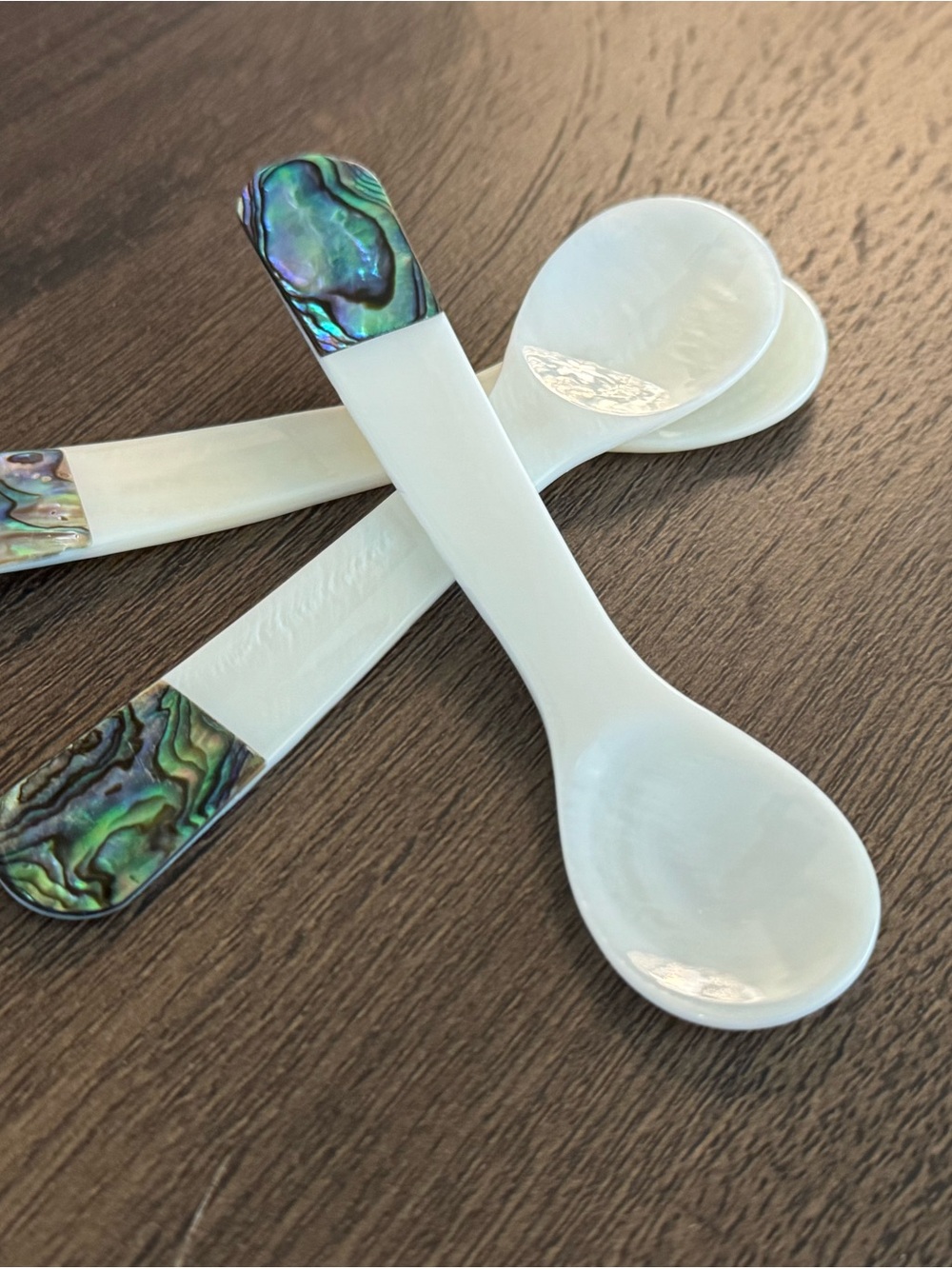 Mother-of-Pearl Accent Appetizer, Caviar Spoons